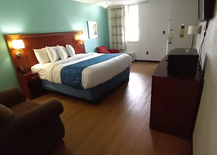 Travelodge By Wyndham Petersburg