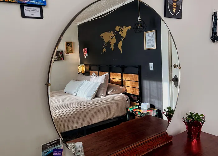 Starry Night Inn Seaside