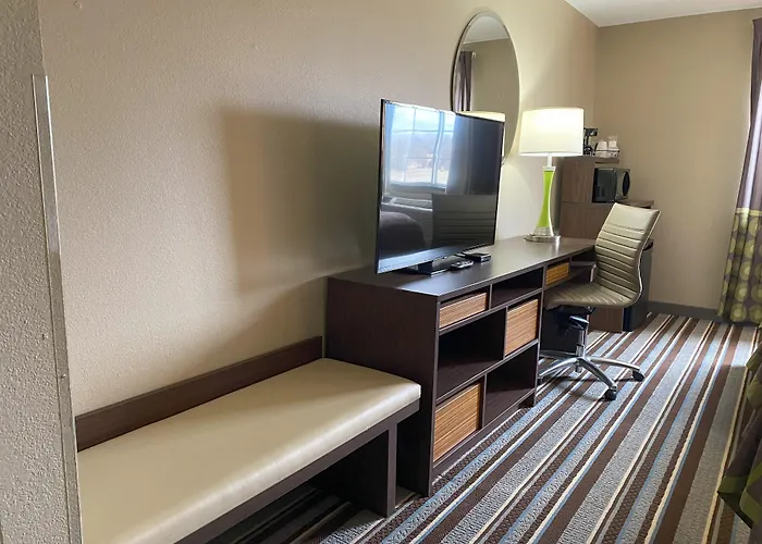 Super 8 By Wyndham Winfield-Quail Ridge Area Hotel