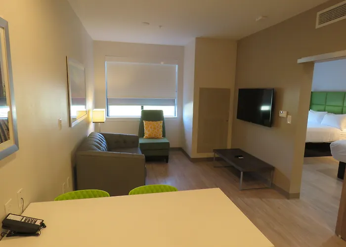 Wyndham Garden College Station Hotel