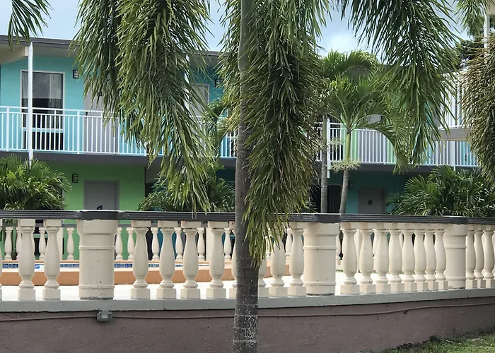 Tropical Inn & Suites, Downtown Clearwater