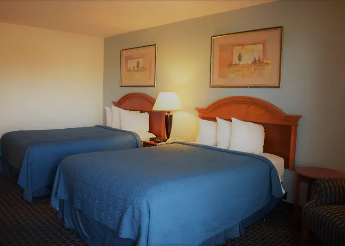 Texas Inn & Suites Denton