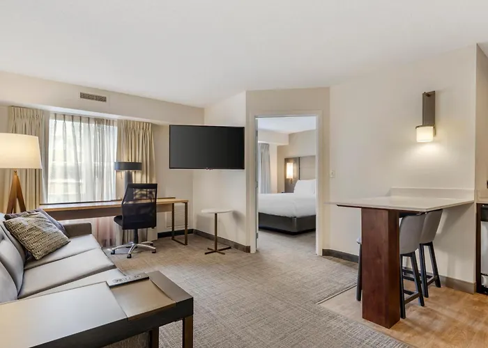 Sonesta Es Suites Fairfax Fair Lakes