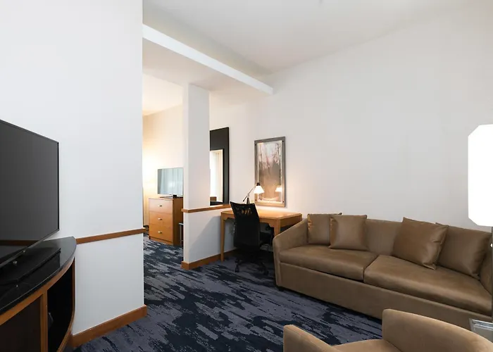 Fairfield Inn & Suites By Marriott Milwaukee Airport Oak Creek