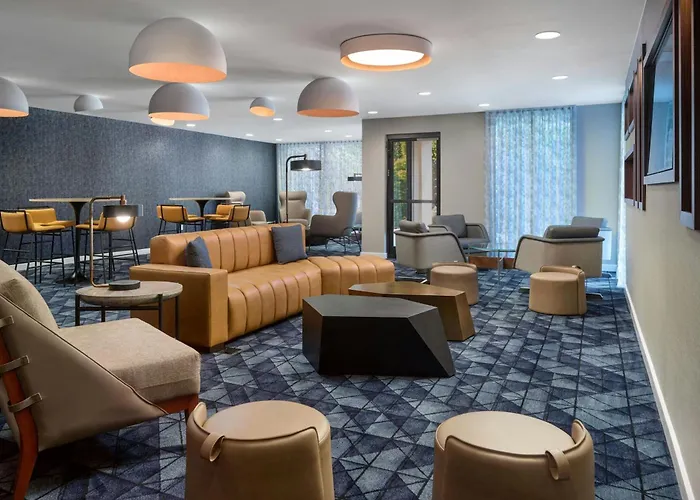 Courtyard By Marriott Frederick Hotel