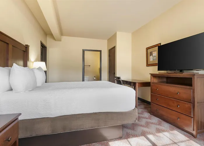 Best Western Plus Cimarron Hotel & Suites Stillwater