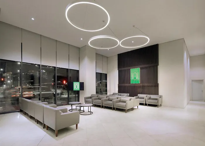 Taguig Hotels