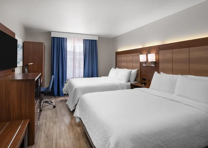 Garner Hotel Pigeon Forge Downtown By Ihg