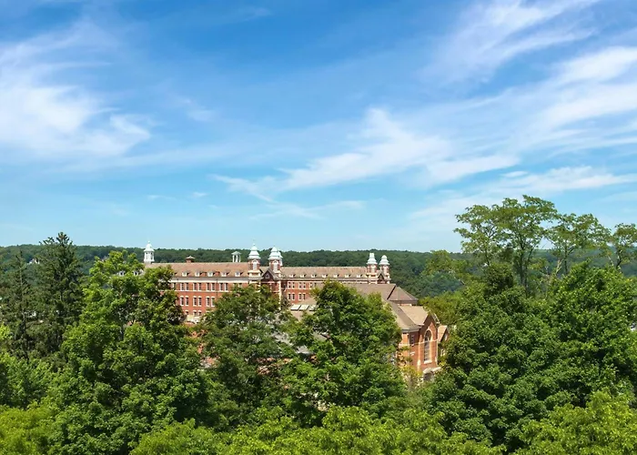Hyde Park Hotels