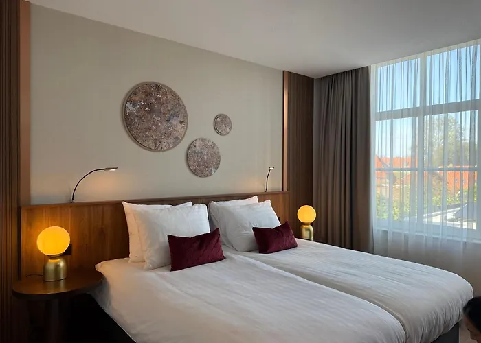 Brouwershaven Hotels