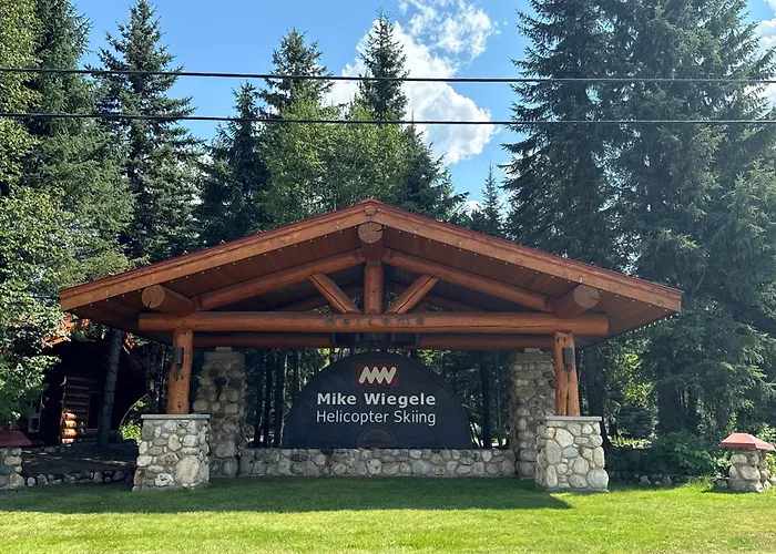 Blue River Hotels