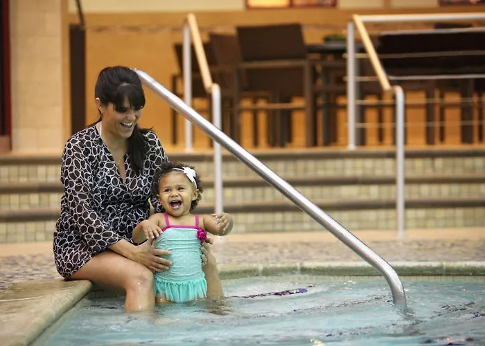 Crowne Plaza Lansing By Ihg Hotel