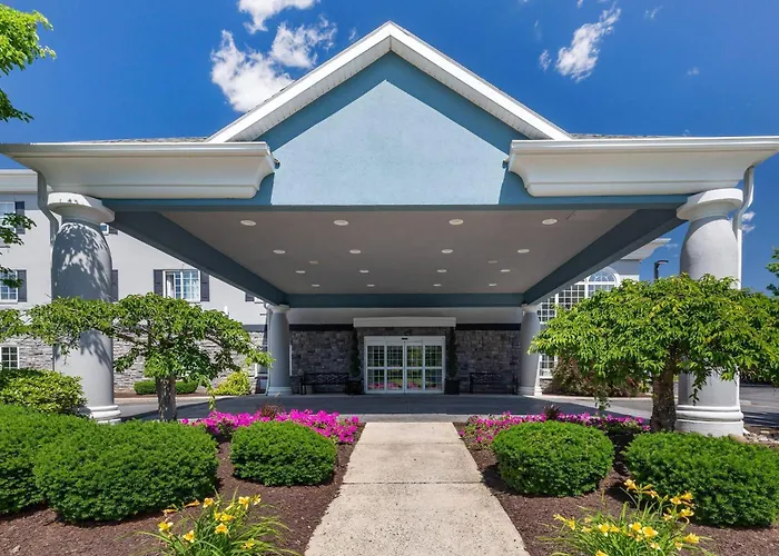 Comfort Inn & Suites East Greenbush - Albany