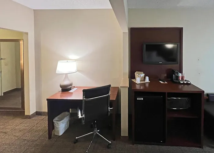 Comfort Suites Peoria Sports Complex