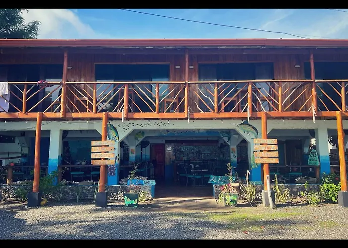 Esterillos Hotels