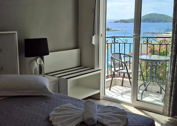 Skiathos Town Hotels
