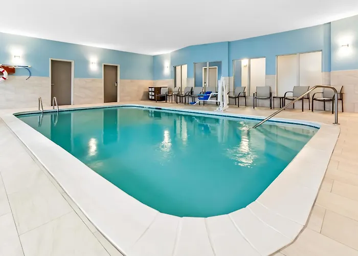 Holiday Inn Express & Suites Hebron - Cincinnati Airport By Ihg