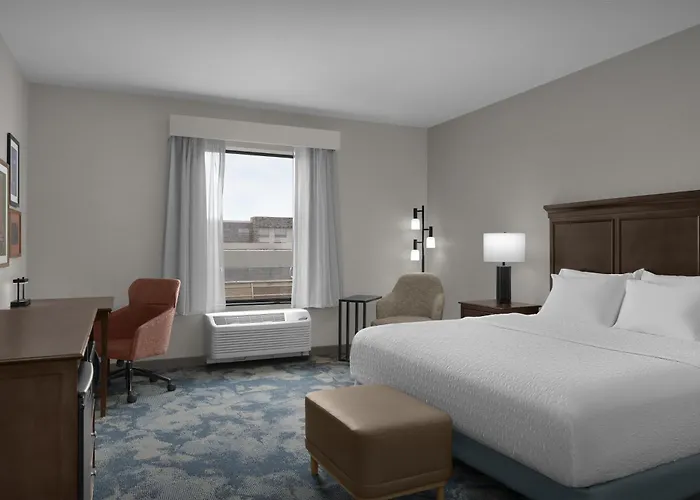Hampton Inn & Suites Mishawaka/South Bend At Heritage Square