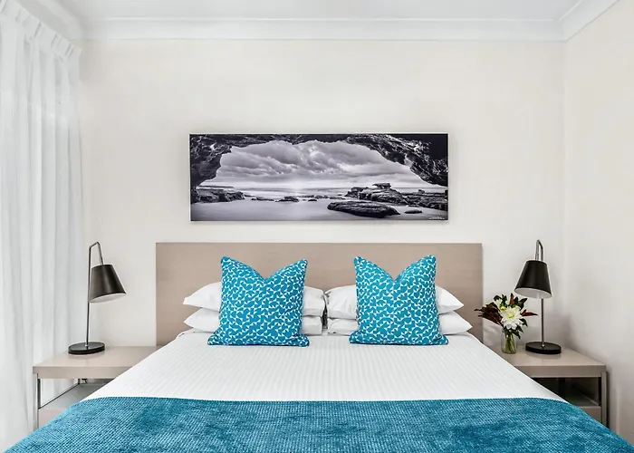 Port Stephens Hotels