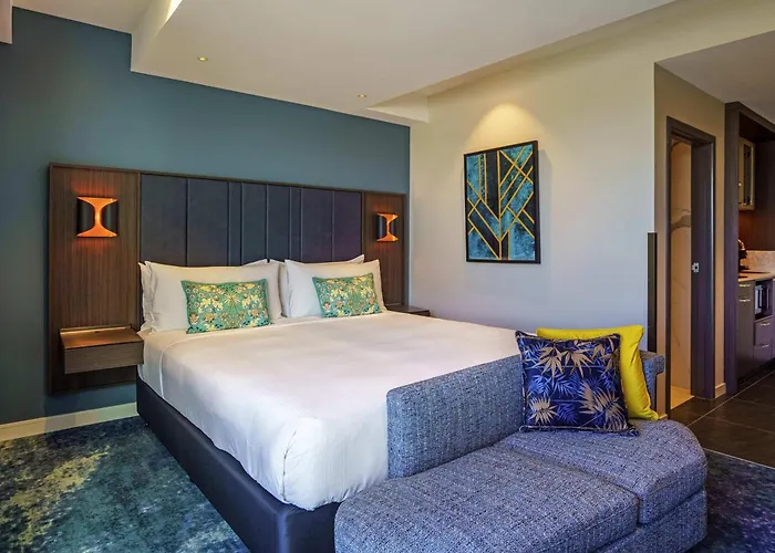 Lower Hutt Hotels