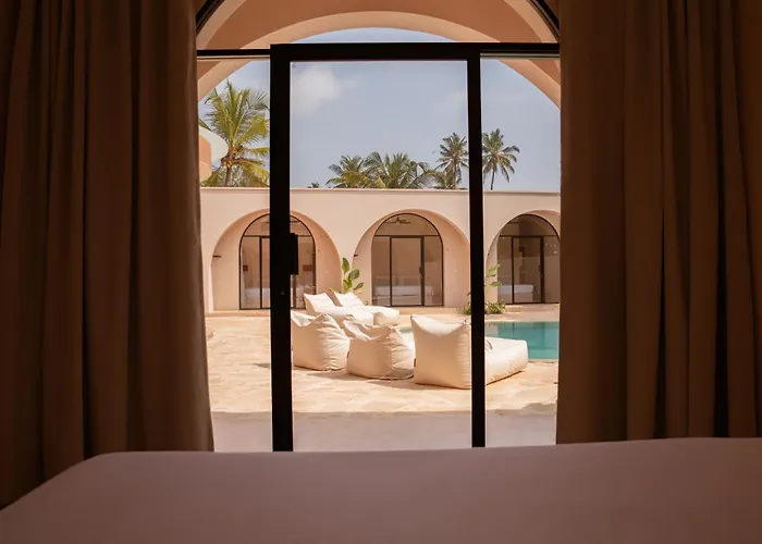 Ahangama Hotels