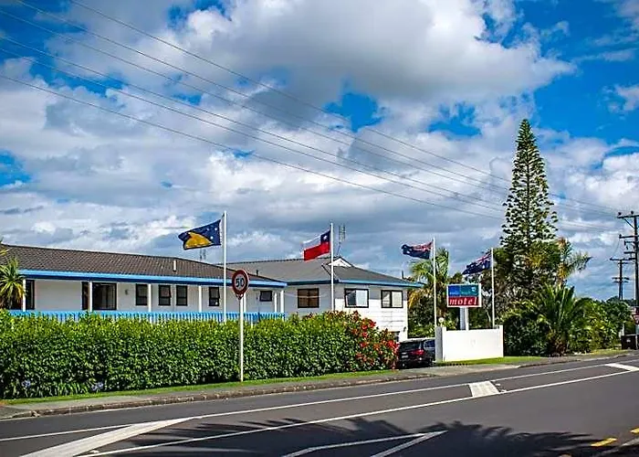 Matakana Hotels