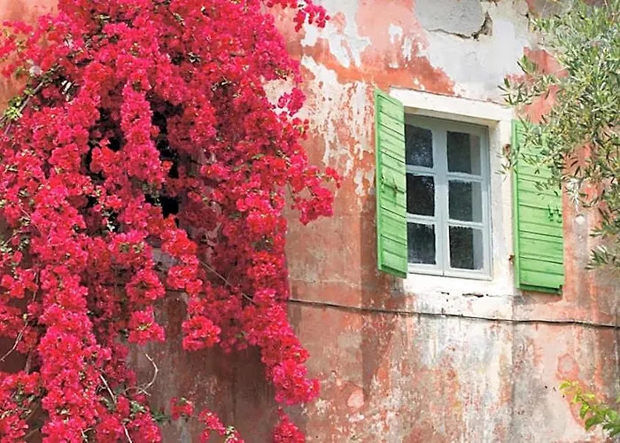 Paxos Hotels