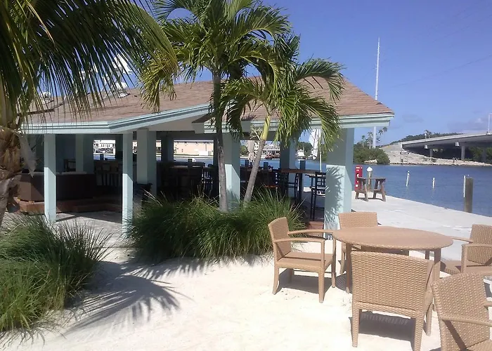 Smugglers Cove Resort And Marina Islamorada