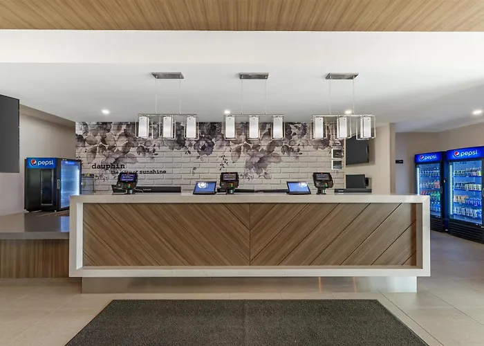 Dauphin Hotels