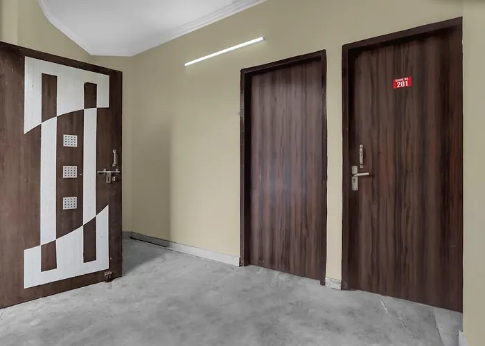 Delhi (National Capital Territory of India) Hotels