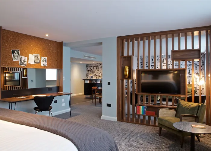 Charlbury Hotels