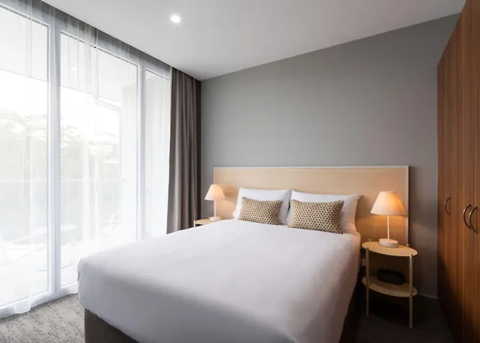 Bawley Point Hotels
