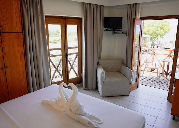 Lachi Hotels