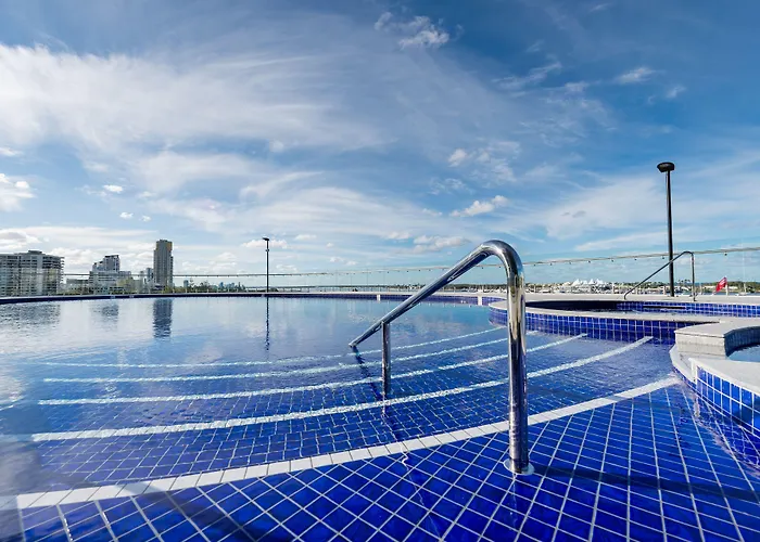 Tugun Hotels