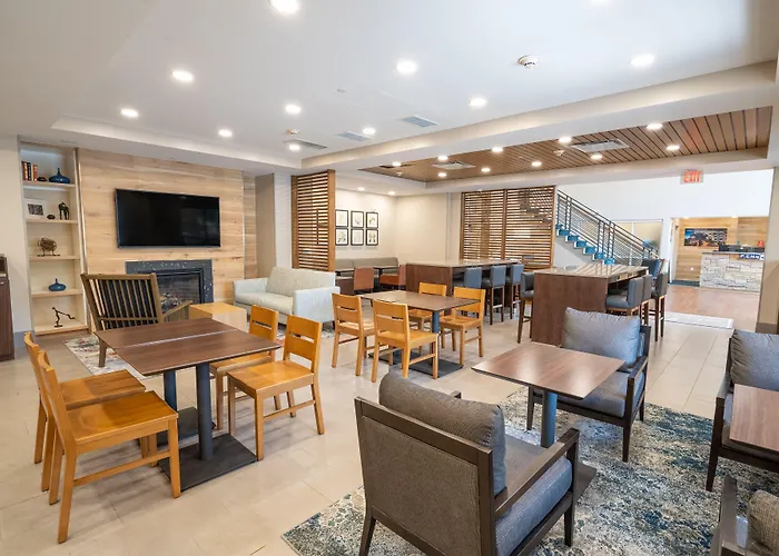 University Park Hotels