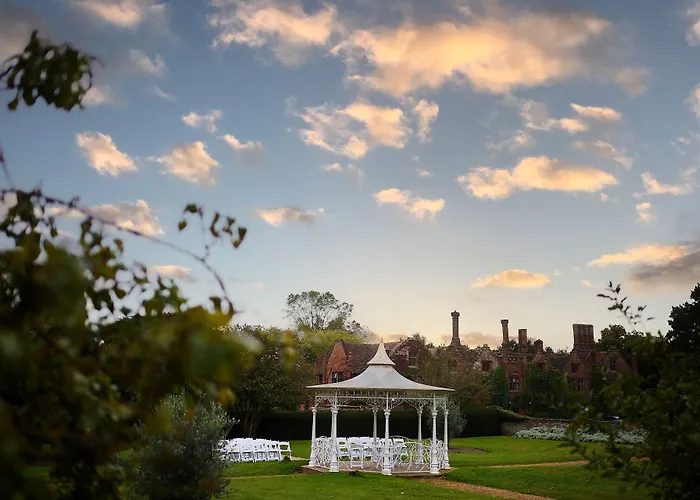 Woodbridge Hotels