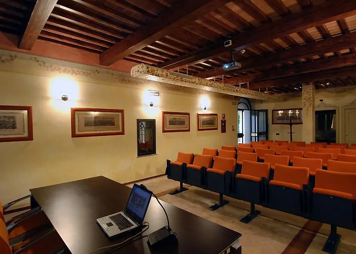 Pisa Hotels