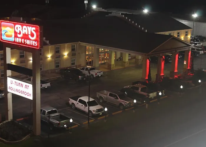 Bays Inn And Suites Baytown