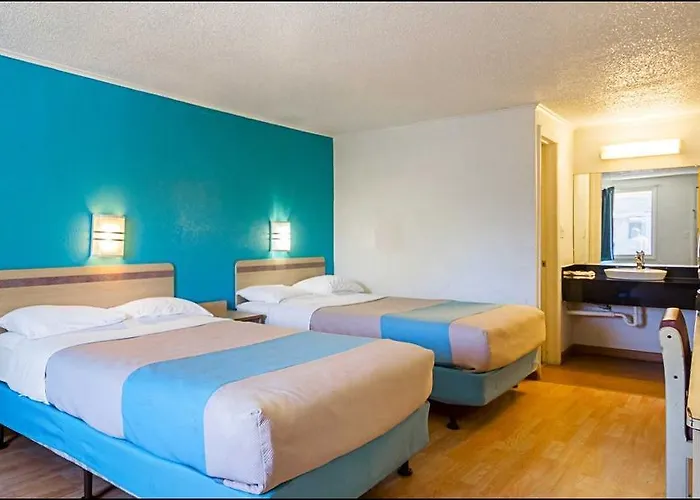 Motel 6 Bloomington Indiana University
