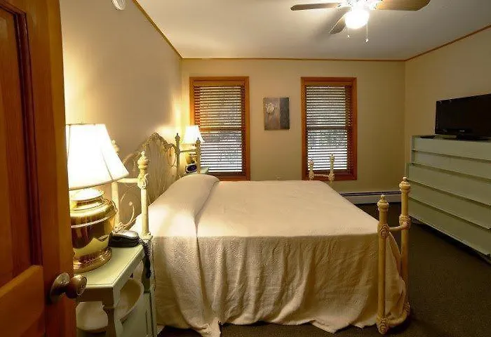 White Mountain Experience Hotel Jackson