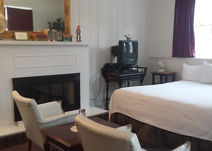 Harbor Haus Inn & Suites Hermann