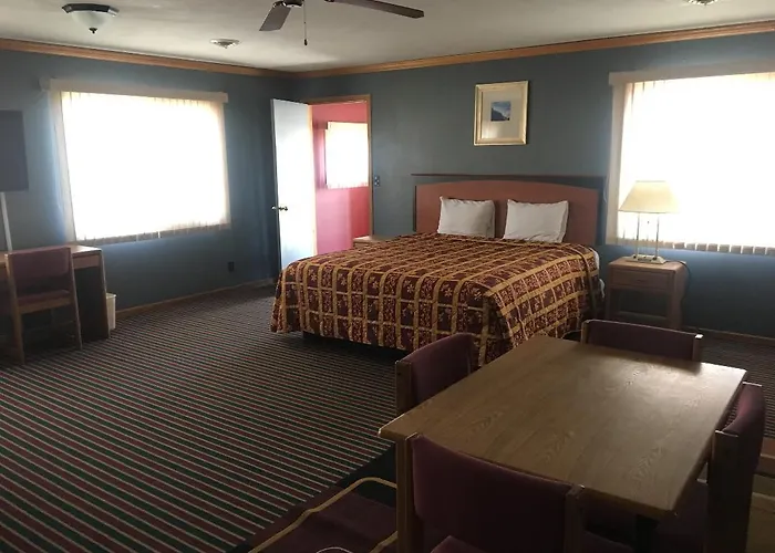 Grand Motel Hastings