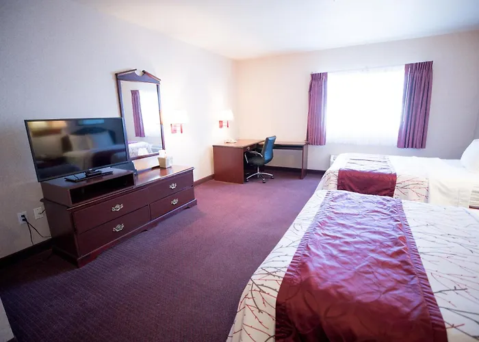 Portland Suites Airport East Fairview