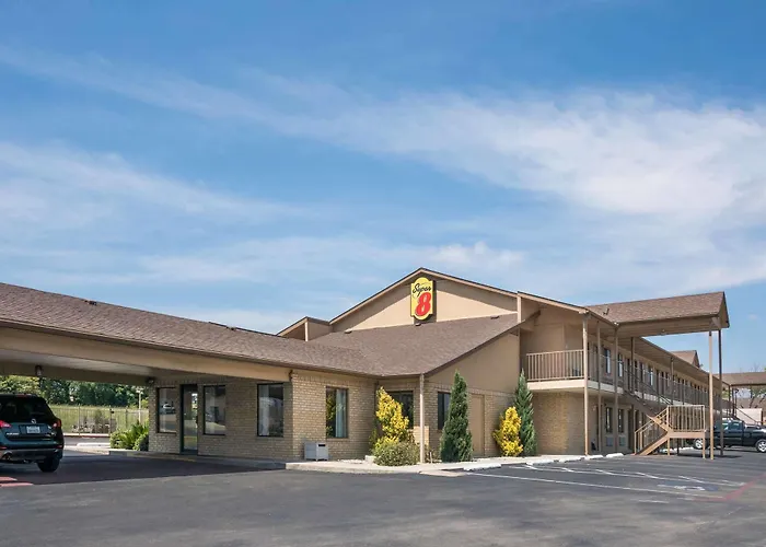 Hill Country Inn And Suite Copperas Cove