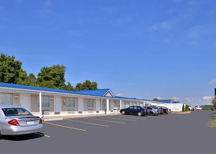 Americas Best Value Inn & Suites St Clairsville Wheeling St. Clairsville