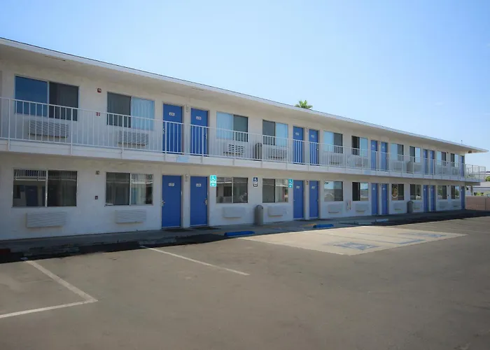 Motel 6-Tulare, Ca