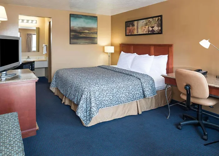 Howard Johnson By Wyndham Boise
