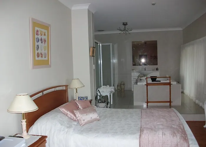 Dromana Hotels