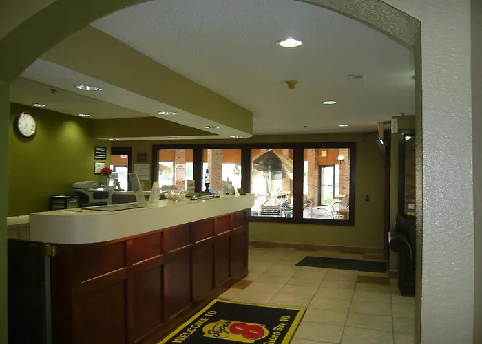 Super 8 By Wyndham Green Bay I-43 Bus. Park