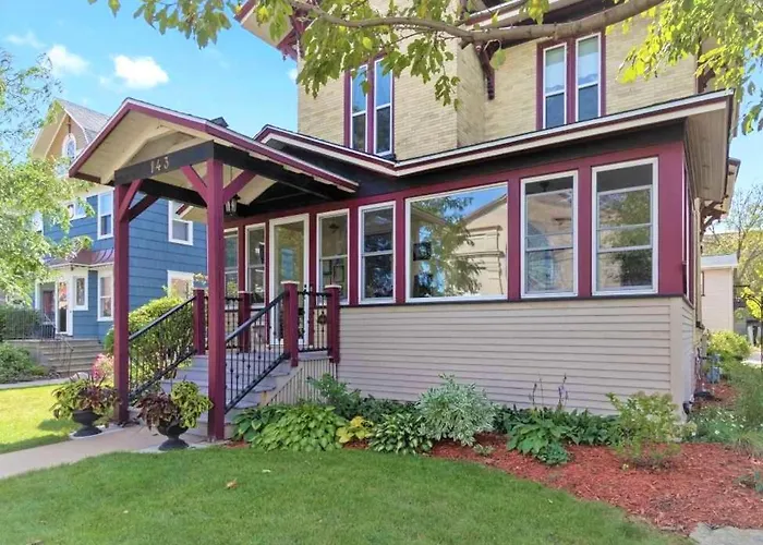 Brayton Bed And Breakfast Oshkosh